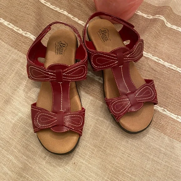BASS UEC Womens Sandals Size 9 Red Tabitha Comfort
Sandals Black Sole - Picture 2 of 16